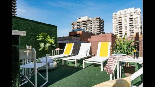 Hostal 304 Terace Studio Drummond Next To Ritz/sofitel Feel Like A Boutic Hotel Design