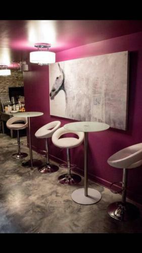 Hostal 304 Terace Studio Drummond Next To Ritz/sofitel Feel Like A Boutic Hotel Design