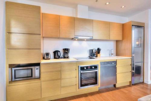 Apartamento Stella Stays Stunning Condo Old Montreal Netflix