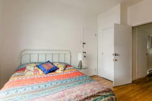 Apartamento Le Milton Place, Open Concept, Natural Sunlight, Backyard
