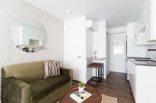 Apartamento Sunny Green Palms Micro Studio With Yard View By Den Stays