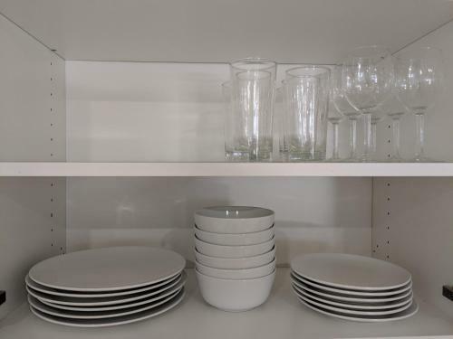 Spacious Basement One Bedroom Apartment, Wifi.