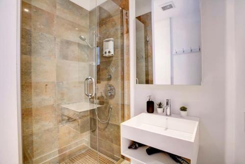 Apartamento Stella Stays Charming & Historic Old Montreal Netflix