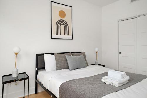 Frontenac Apartments By Restavio