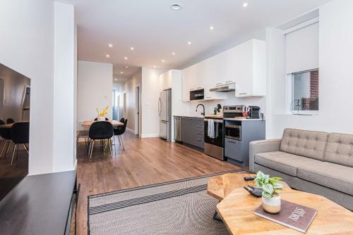 Apartamento Vast And Perfectly Located 3 Bedroom Flat By Denstays