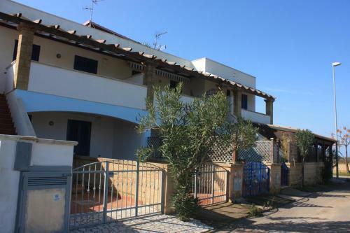 Le Villette Blu Di Torre Pali Di Salentoinvacanza Com
