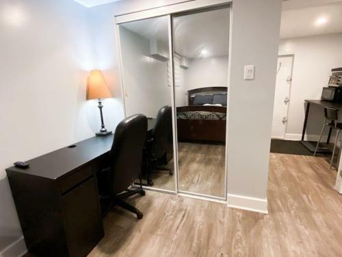 Hostal Cozy Studio, Ensuited Bathroom W/netflix