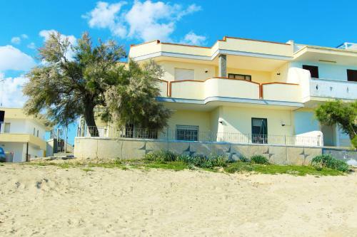 Beach House In Puglia