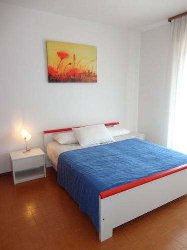 Beautiful Villa For 8 People With Pool