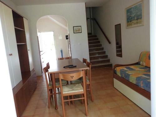 Beautiful Villa For 6 People - Tv - AC