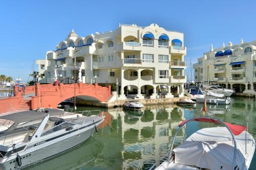 Apartamentos Luxury Rentals