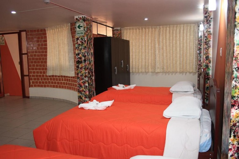 Hostal Gladiolos