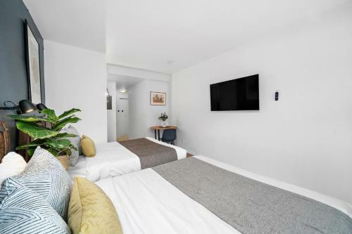 Hutchison Apartments By Restavio