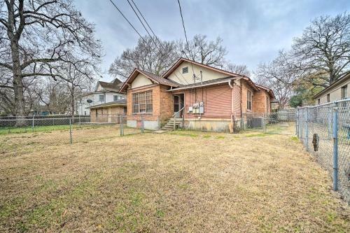 Texarkana Pet-friendly Pad With Fenced Backyard