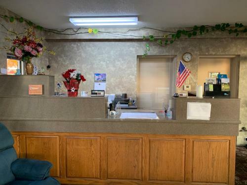 Posada Coachman's Inn Motel