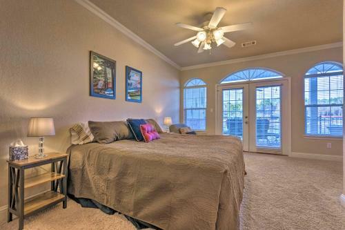 Apartamento Lakefront Hot Springs Condo With Sunset Views!