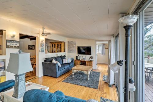 Riverfront Retreat With Game Room, Large Deck And Grill