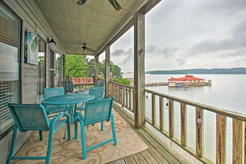 Apartamento Heaven On Hamilton With Wraparound Balcony!