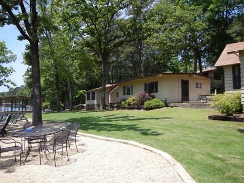 Agroturismo Edgewater Resort Cottage #1