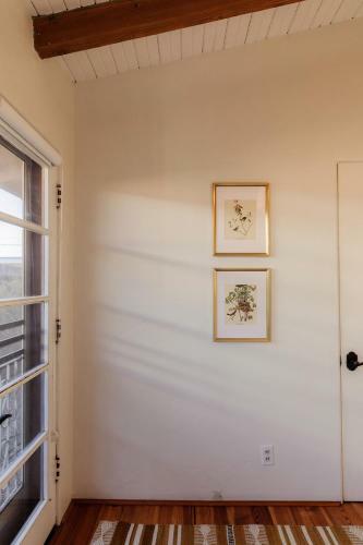 Desert Hues: A Private & Spacious Retreat W/pool
