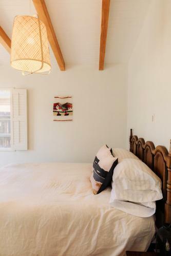 Desert Hues: A Private & Spacious Retreat W/pool