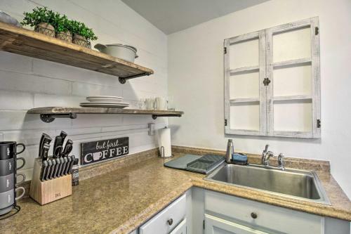 Apartamento Adorable Tucson Studio With Gas Grill And Wifi!