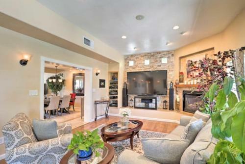 Luxury Tucson Home With Game Room And Spa Master Retreat