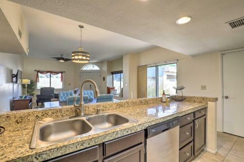 Tucson Home With Fire Pit And Mountain View!