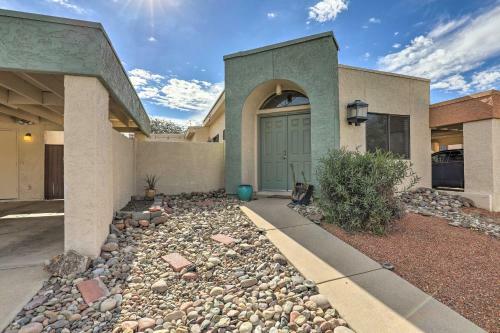 Tucson Home With Fire Pit And Mountain View!