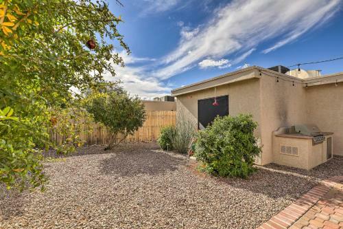 Tucson Home With Fire Pit And Mountain View!