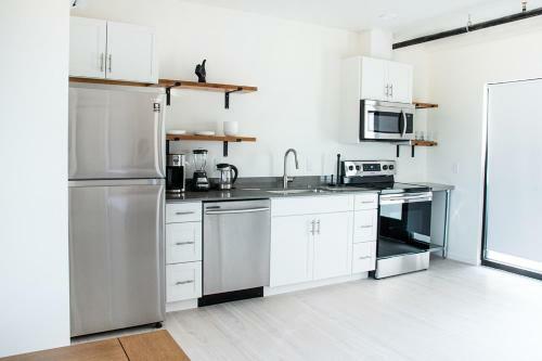 Apartamento Contemporary Studio In Sought-after Location
