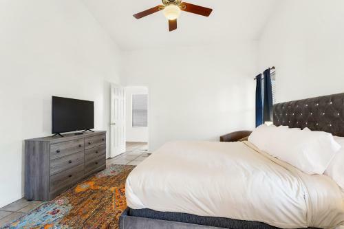 Sonesta Tucson Home
