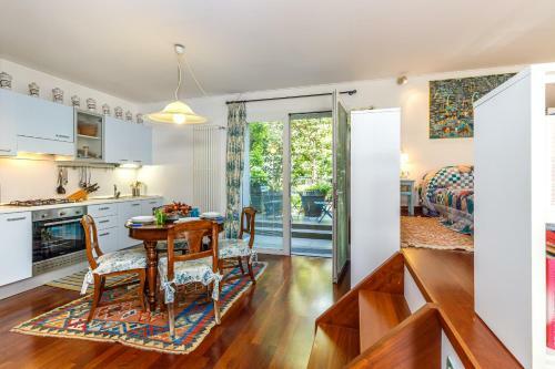 Apartamento Il Balcone Delle Camelie Suite