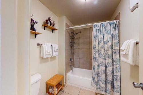 Sabino Villas #1205