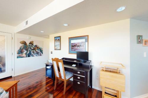 Sabino Villas #1205