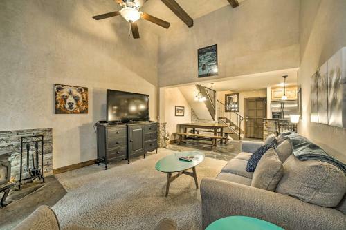 Apartamento Ski-hideaway Condo 8 Miles To Beaches And Parks!