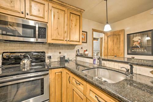 Apartamento Ski-hideaway Condo 8 Miles To Beaches And Parks!
