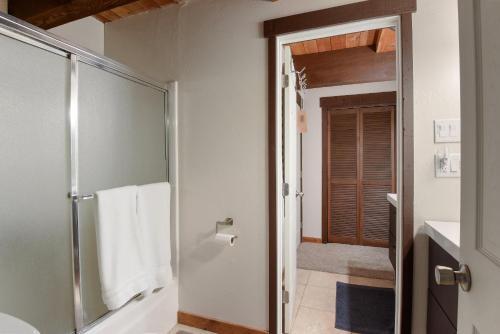Alpine Manor Retreat