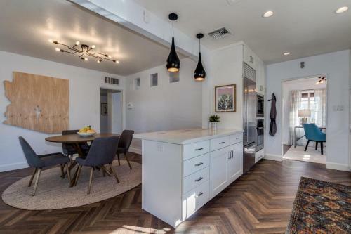 Coronado Cottage