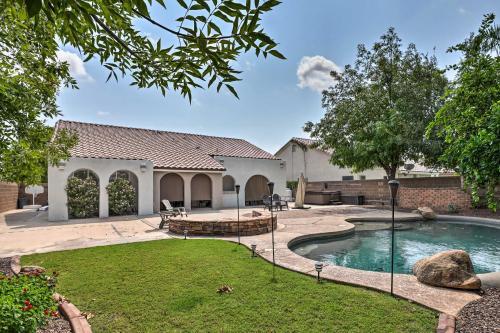 Awe-inspiring Arizona Getaway With Backyard Oasis