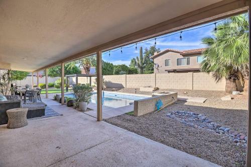 Upscale Home With Pool Less Than 5 Miles To Golfing