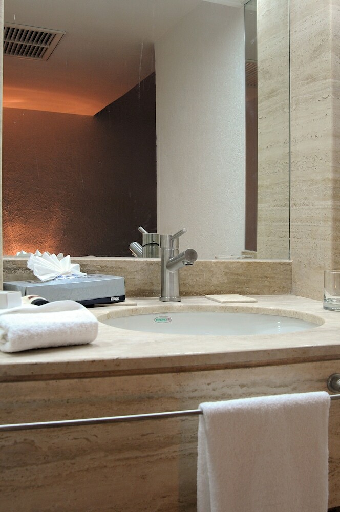 Hotel Mision Torreon