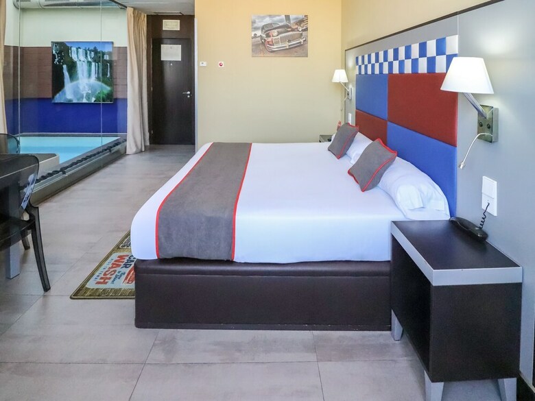 Hotel Route 42