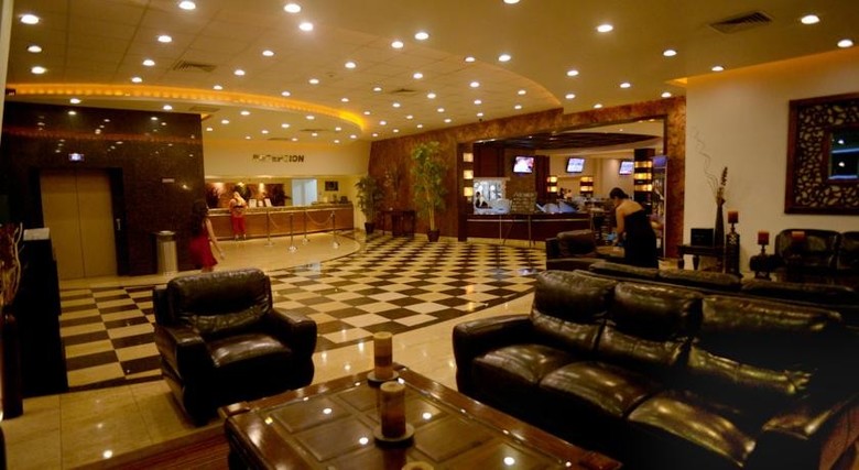 Hotel Ticu�n