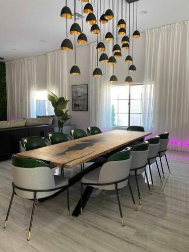 The Climate Villa By Homeslice Stays