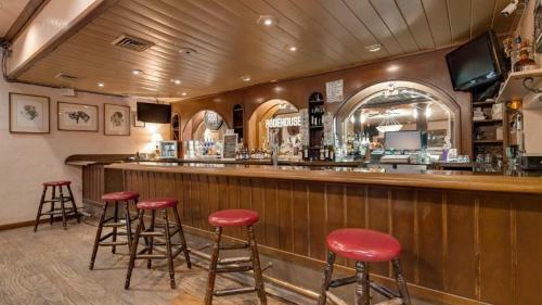 Hotel Extend -a- Suites Phoenix Airport