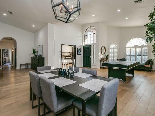 Private Sanctuary In North Scottsdale Wpool