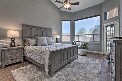 Stylish Phoenix Sanctuary With Outdoor Oasis!