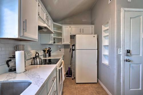 Pet-friendly Phoenix Home Less Than 3 Mi To Downtown!