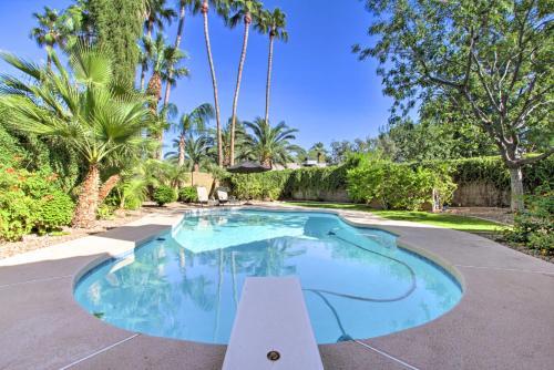 Spacious Phoenix Home With Private Pool And Patio